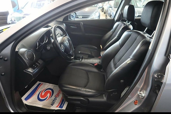 Mazda 6 3 of 7