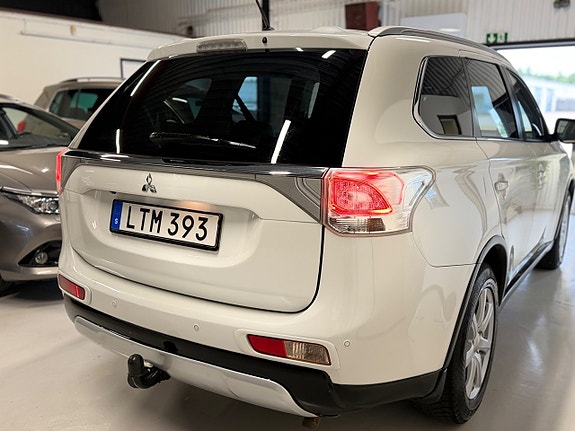 Mitsubishi Outlander 13 of 29