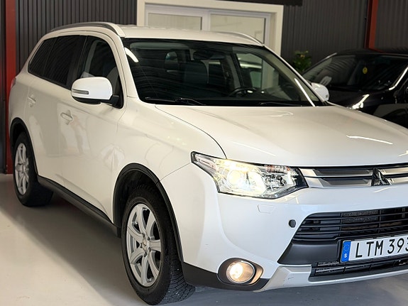 Mitsubishi Outlander 4 of 29