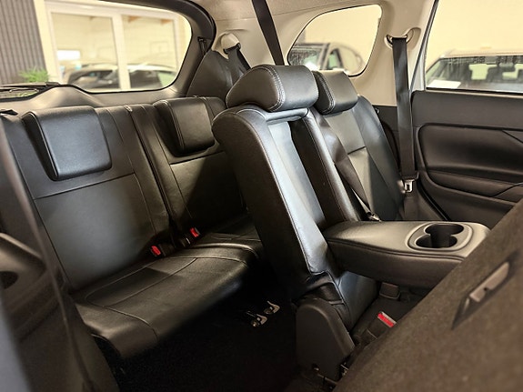 Mitsubishi Outlander 27 of 29
