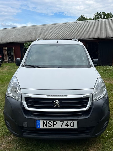 Peugeot Partner Electric 3 of 5
