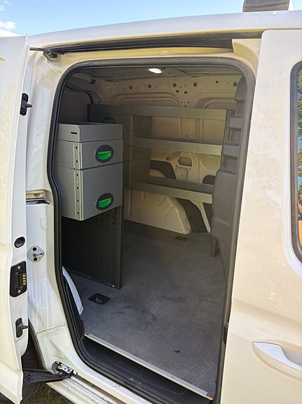 Volkswagen Caddy 4 of 5