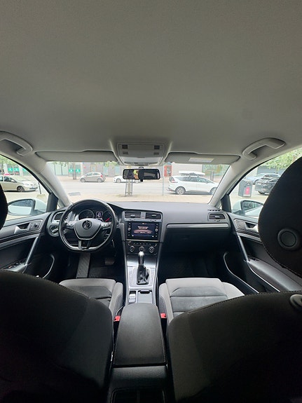 Volkswagen Golf VII 10 of 20