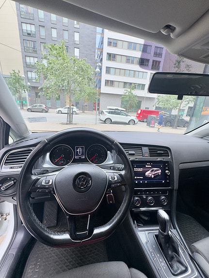 Volkswagen Golf VII 8 of 20