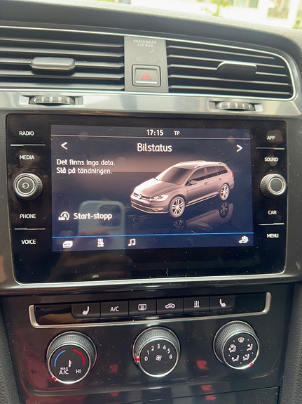 Volkswagen Golf VII 14 of 20