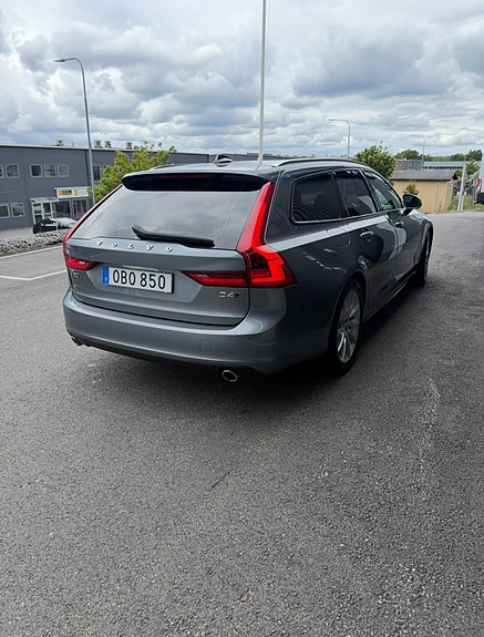 Volvo V90 5 of 9