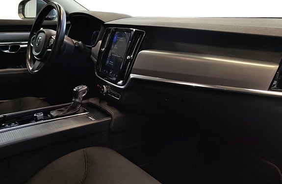 Volvo V90 7 of 9