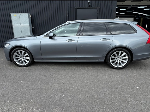 Volvo V90 4 of 9