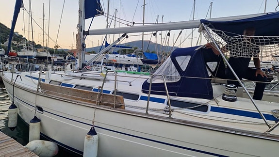 Säkra dina drömveckor i Grekland! 1/12-andel i Bavaria 42 på Lefkas 6 of 15