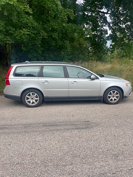Volvo V70 4 of 4