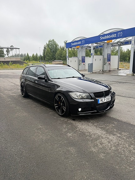 BMW 325d 5 of 5