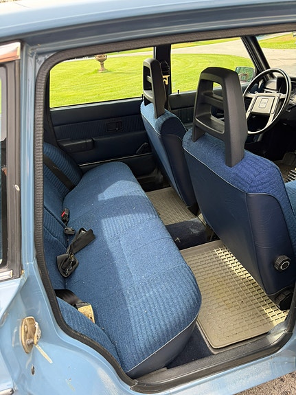 Volvo 244 5 of 5