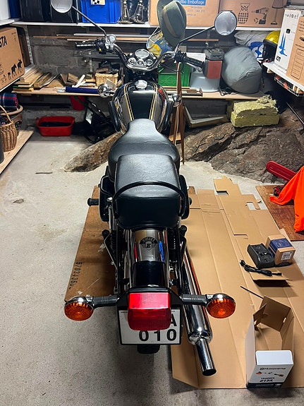 Royal Enfield Bullet 4 of 5