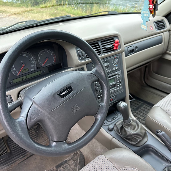 Volvo S70 6 of 9