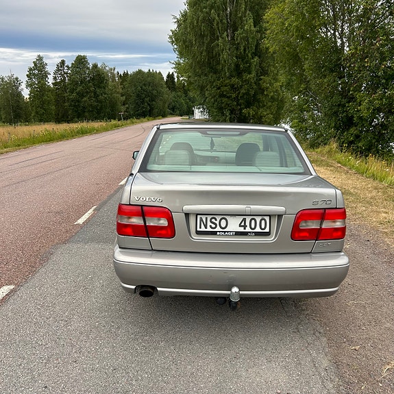 Volvo S70 4 of 5