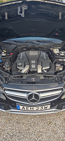 Mercedes-Benz E63 10 of 14