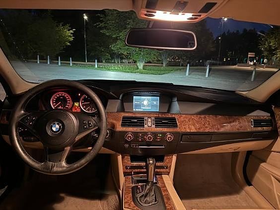 BMW 525d 6 of 6