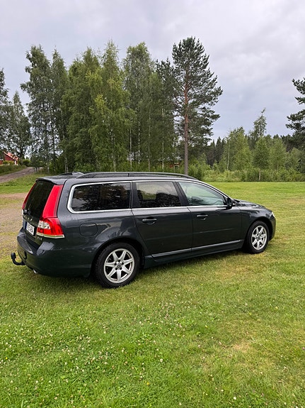 Volvo V70 5 of 5