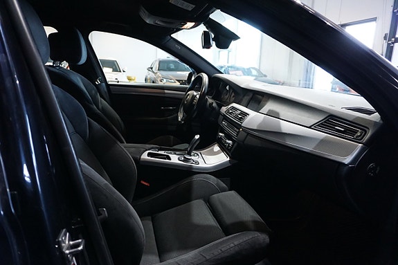 BMW 520d 13 of 14