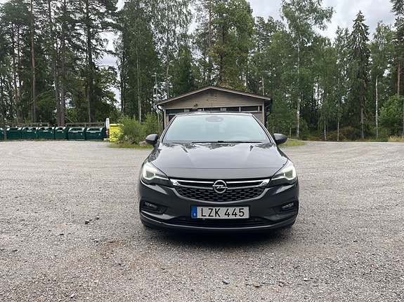 Opel Astra 2 of 5