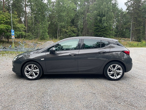 Opel Astra 3 of 5