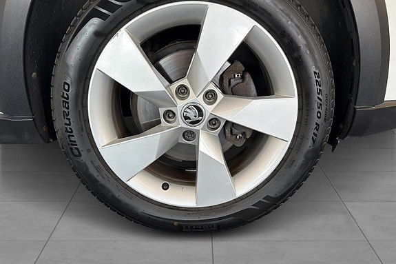 Skoda Octavia Scout 8 of 25