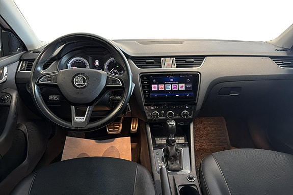 Skoda Octavia Scout 12 of 25