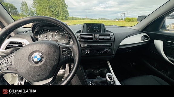 BMW 118d 17 of 18