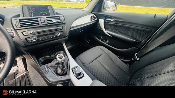 BMW 118d 15 of 18