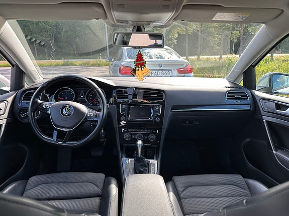 Volkswagen Golf VII 8 of 8