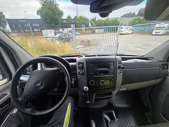 Mercedes-Benz Sprinter 316 4 of 8