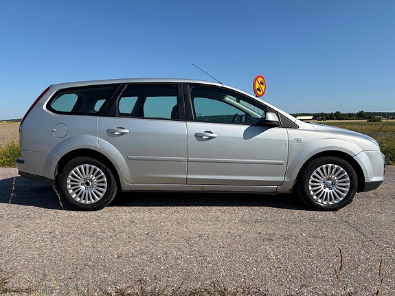 Ford Focus 4 of 13