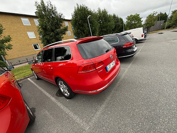 Volkswagen Passat 21 of 27