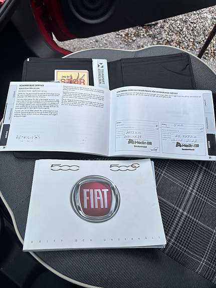 Fiat 500 2 of 5