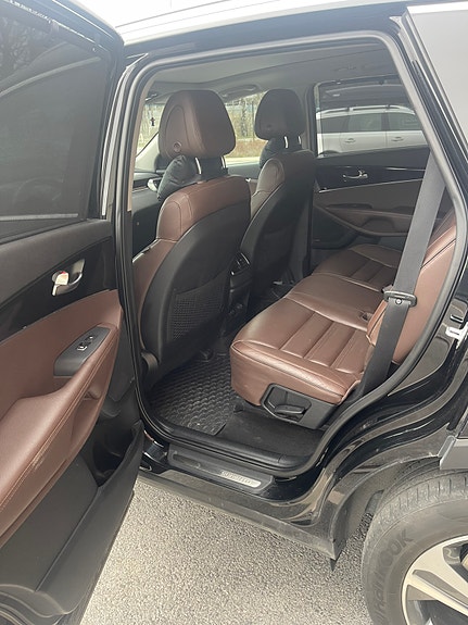 Kia Sorento 5 of 5