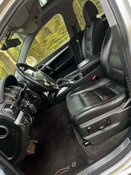 Porsche Cayenne S 10 of 10
