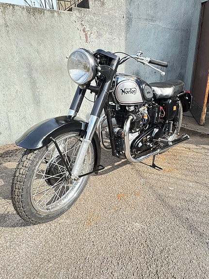 Norton Dominator 7 3 of 7