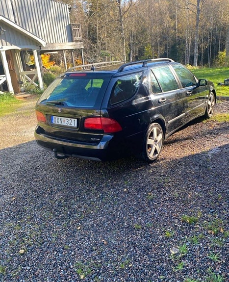 Saab 9-5 2 of 2