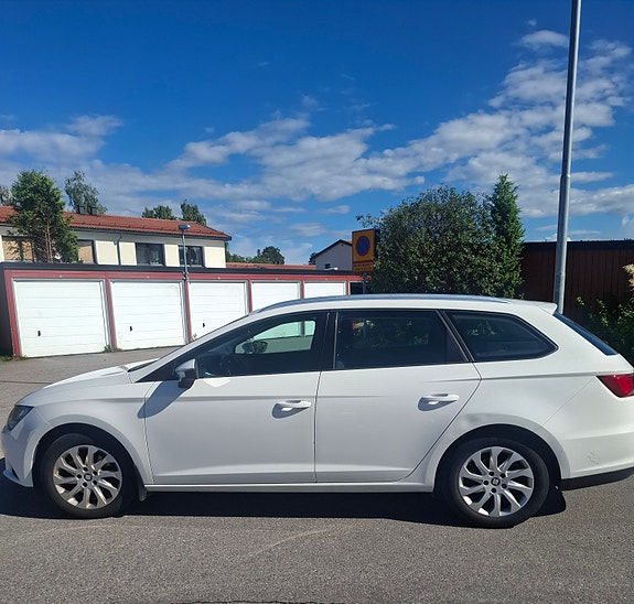 Seat Leon 3 of 5