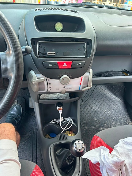 Peugeot 107 4 of 5