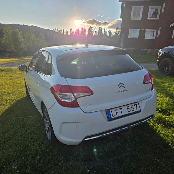 Citroen C4 4 of 9