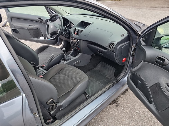 Peugeot 206+ 8 of 12
