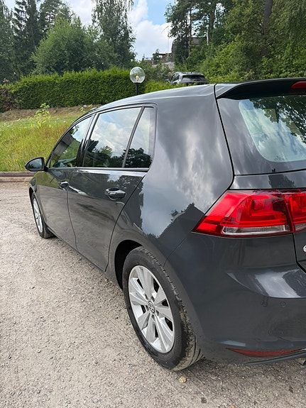 Volkswagen Golf VII 4 of 5