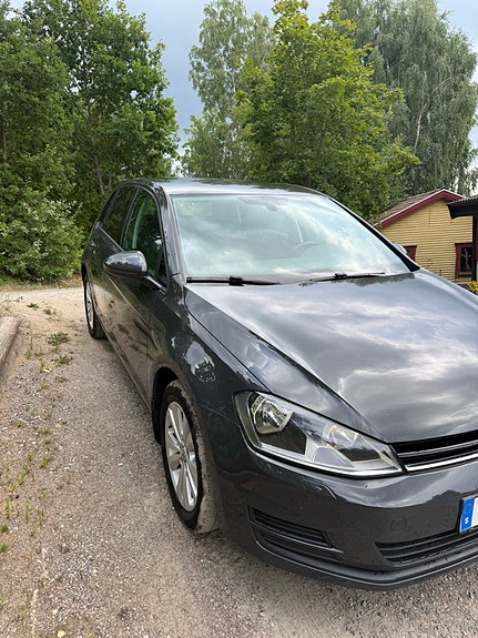 Volkswagen Golf VII 3 of 5
