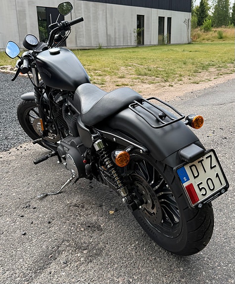 Harley-Davidson Iron 883 5 of 5