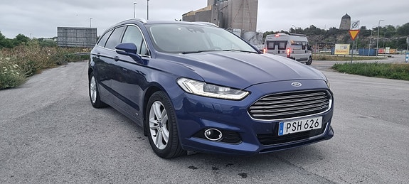 Ford Mondeo 2 of 5