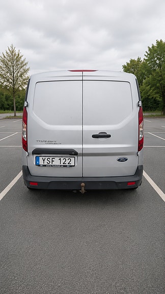 Ford Transit Connect 5 of 9