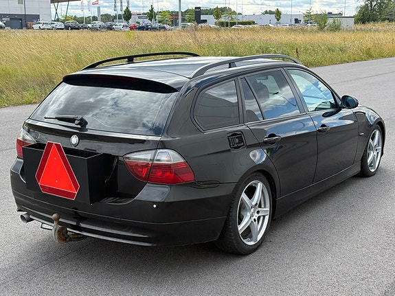 BMW 320d 6 of 8