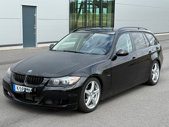 BMW 320d 3 of 8