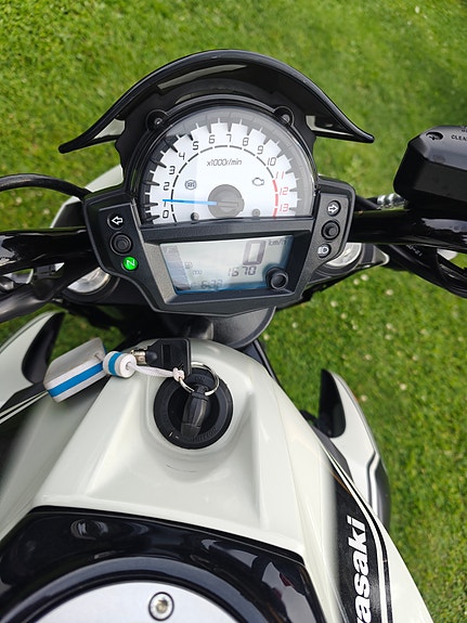 Kawasaki Ninja ER-6N 4 of 4